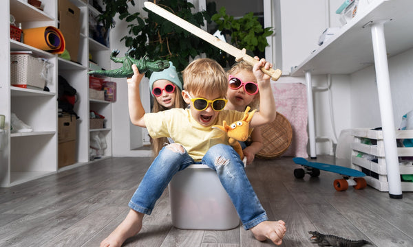 Homeschooling Ideas to Occupy Younger Siblings