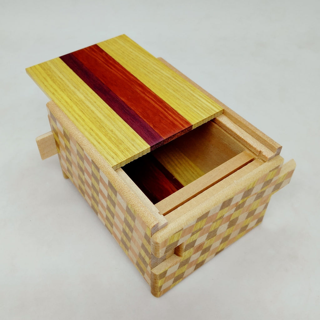 Natural Wood Ichimatsu Puzzle Box - 12 steps - Brain Spice