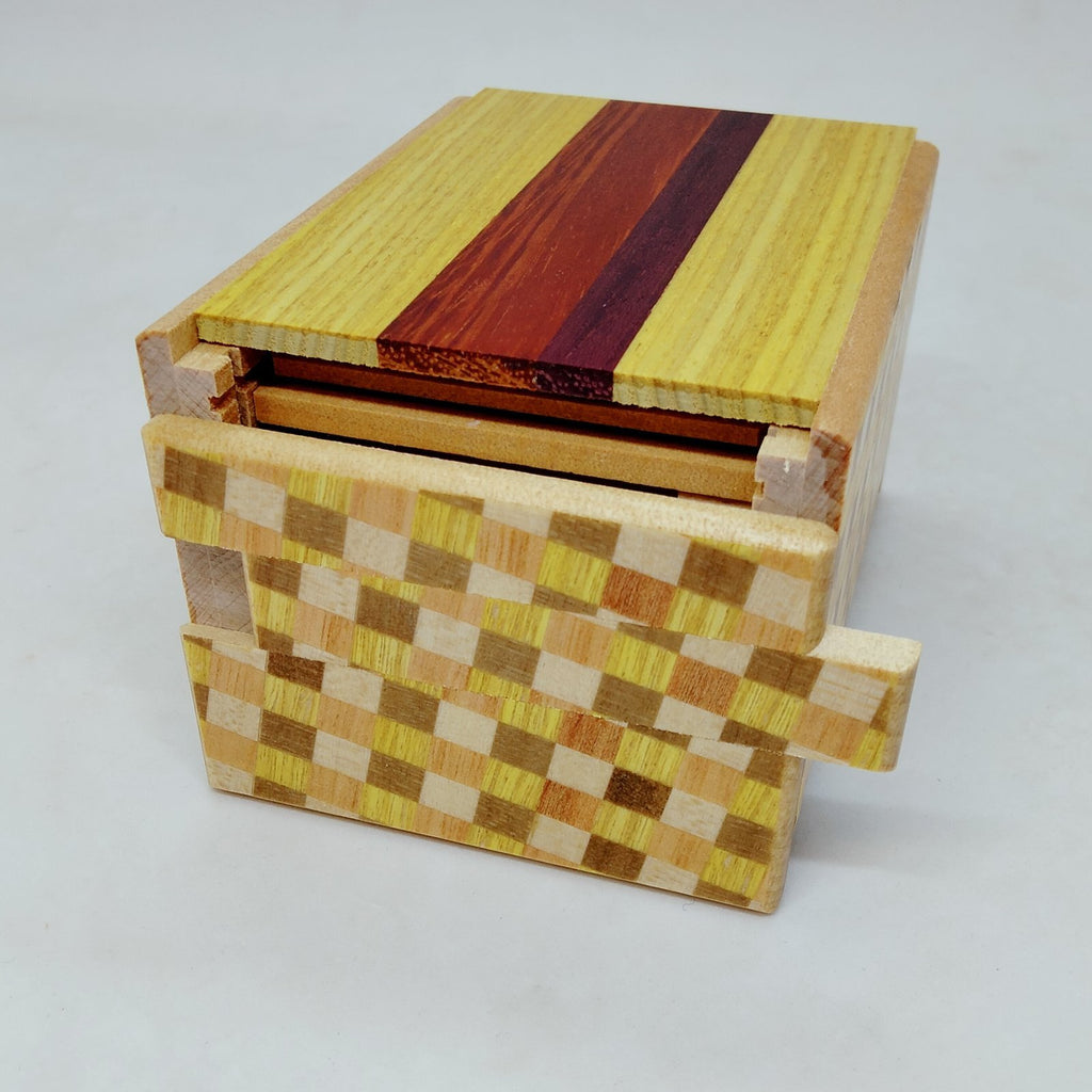 Natural Wood Ichimatsu Puzzle Box - 12 steps - Brain Spice