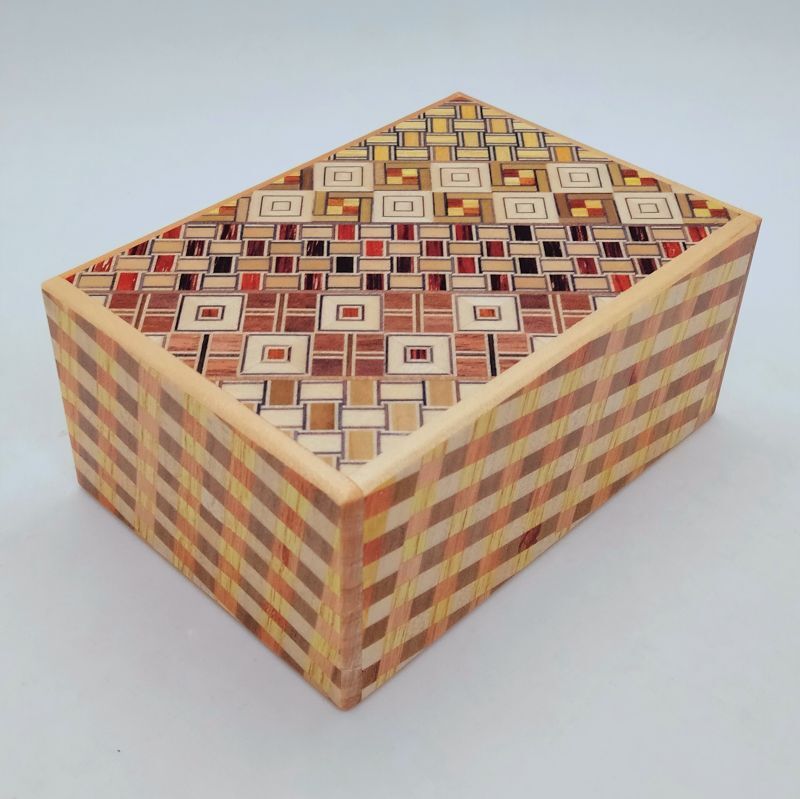 Yosegi Ichimatsu Puzzle Box 27 steps - Brain Spice