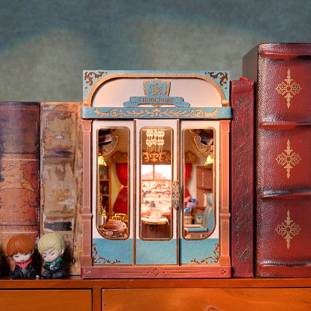 European Travels - Infinity Train Cabin Book Nook Tonecheer - Brain Spice