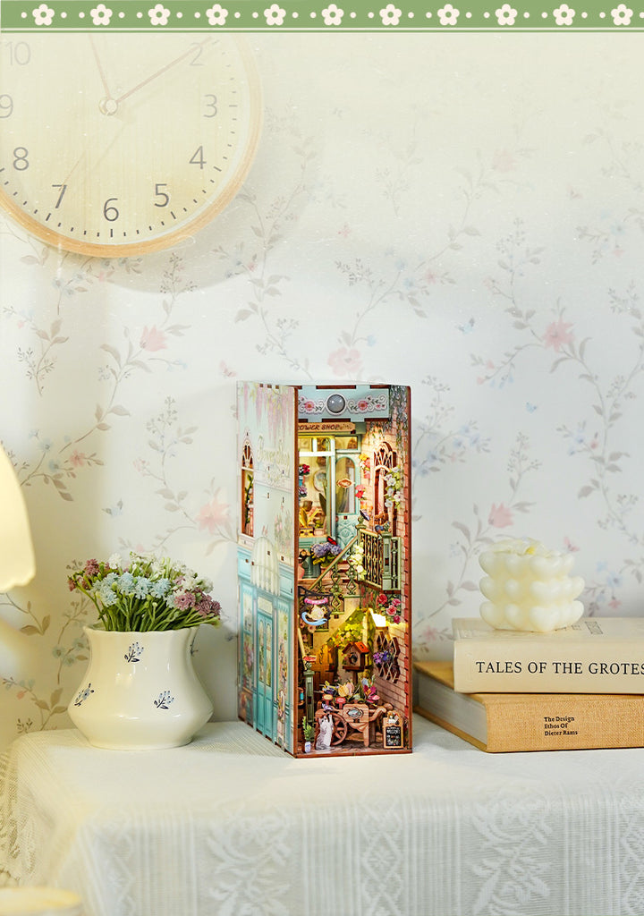 Flower Shop - Book Nook Kit - Brain Spice