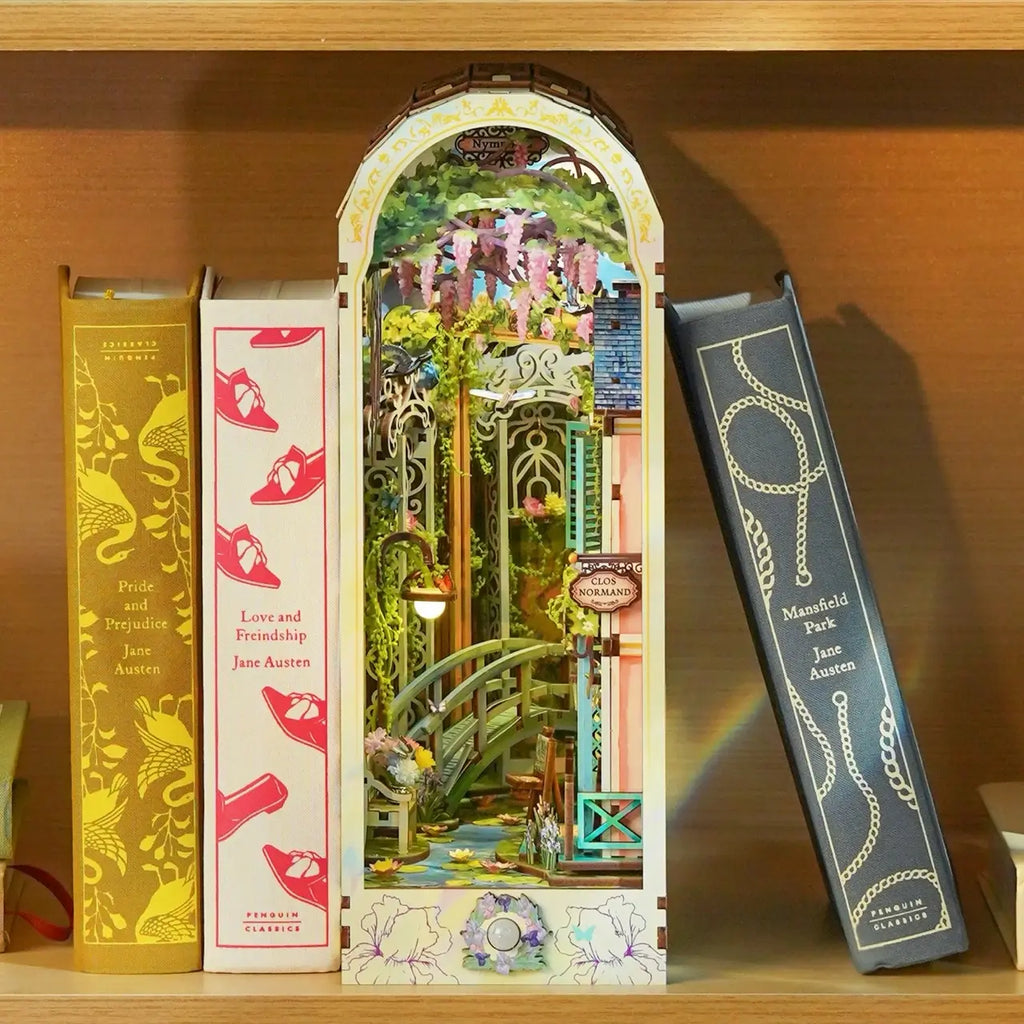 Giverny Garden - Large Book Nook Kit - Brain Spice