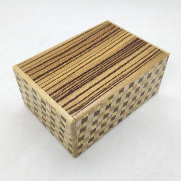Zebra Wood Ichimatsu Puzzle Box - 18 steps - Brain Spice