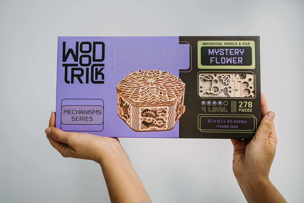 Mystery Flower - Wooden 3D Mechanical Model Kit - Brain Spice