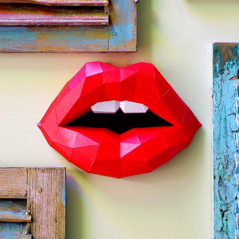 Red Lips Origami Model - 3D Paper Art - Brain Spice