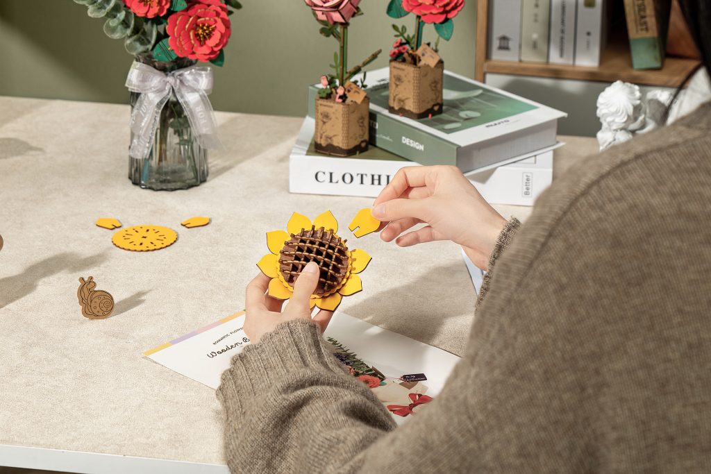 Wooden Bloom Bouquet - Brain Spice
