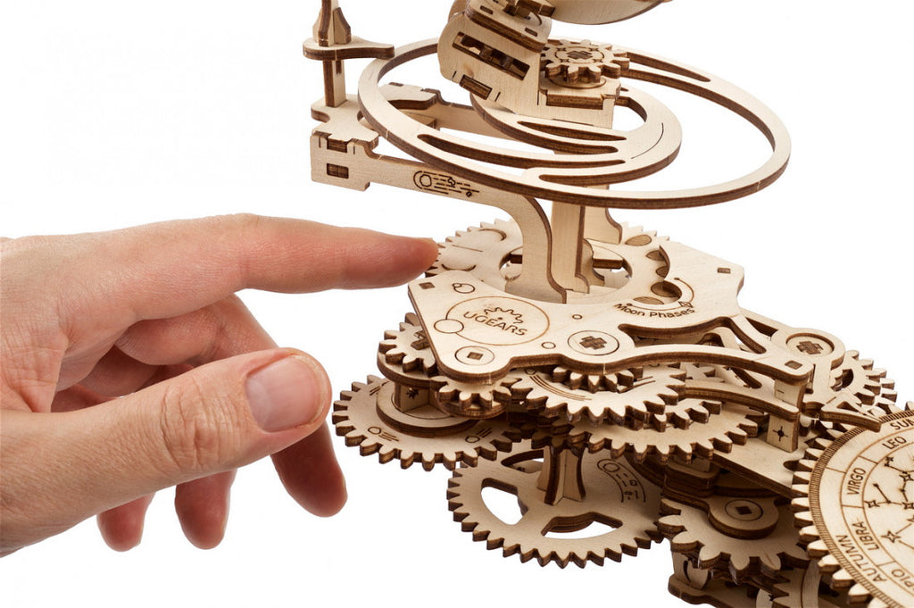 Tellurion - uGears - Brain Spice