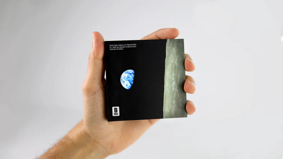 The Earth Flipbook - The Solar System Collection - Brain Spice