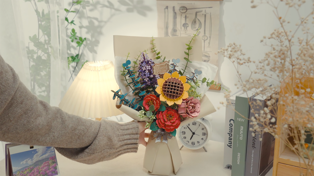 Wooden Bloom Bouquet - Brain Spice