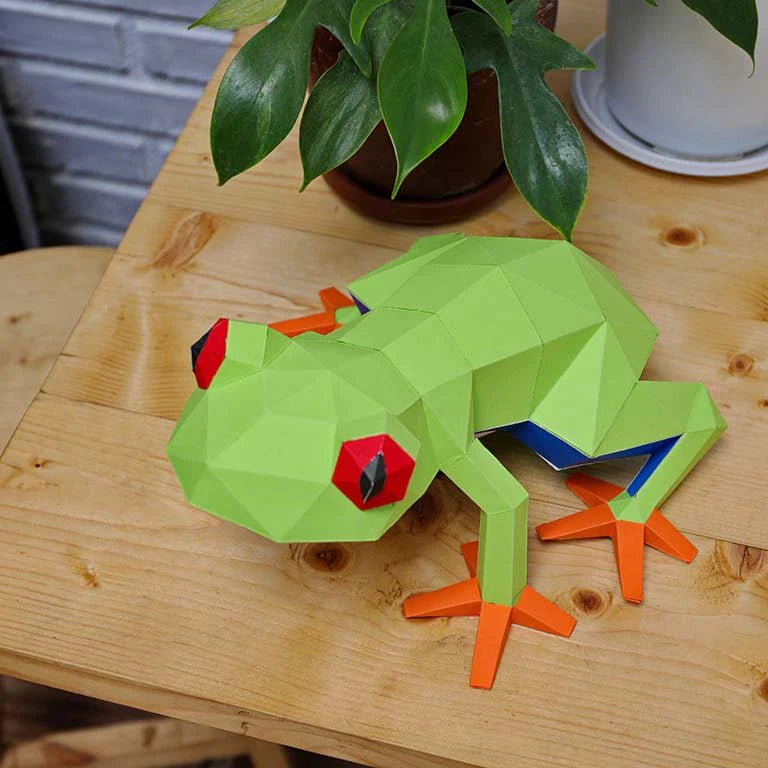 Papercraft world, origami models, 3D paper art, Brain Spice, frog