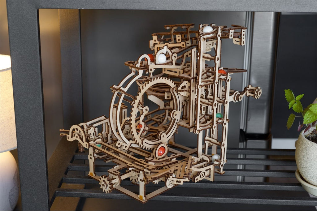 Marble Run Stepped Hoist - uGears - Brain Spice