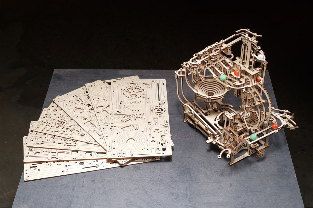 Marble Run Stepped Hoist - uGears - Brain Spice