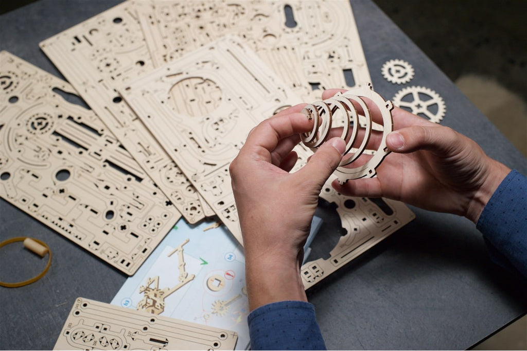 Marble Run Stepped Hoist - uGears - Brain Spice