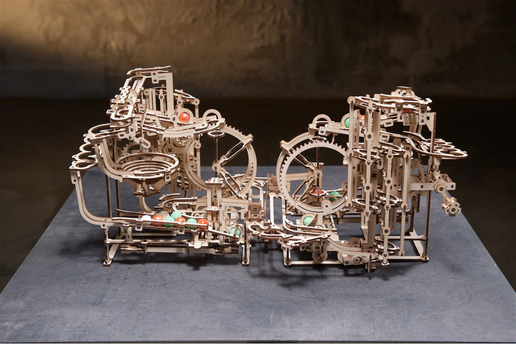 Marble Run Stepped Hoist - uGears - Brain Spice