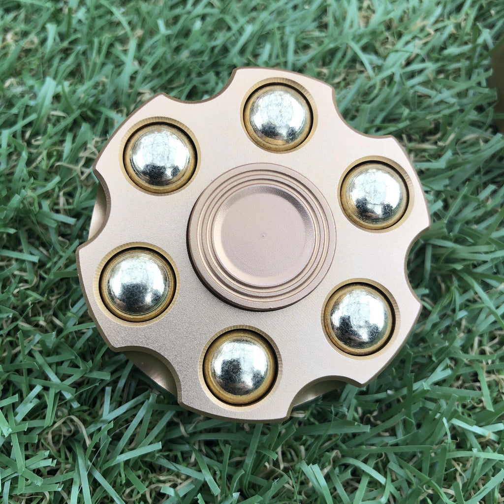 KAIKO Fidget toy, Revolver Spinner Fidget, sensory toy for relaxation and focus