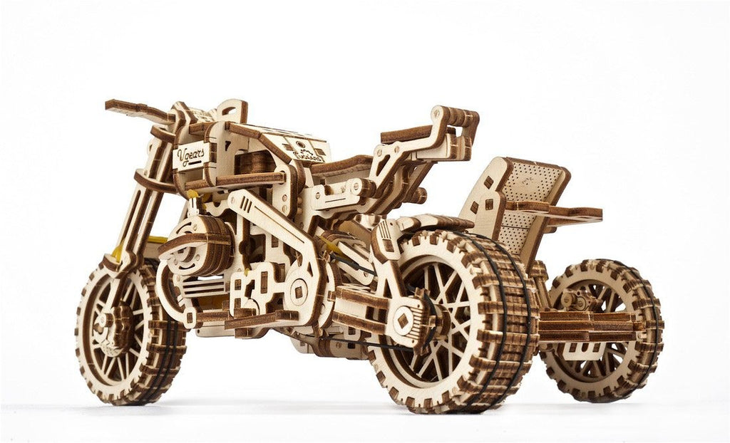 Scrambler UGR-10 with Sidecar - uGears - Brain Spice