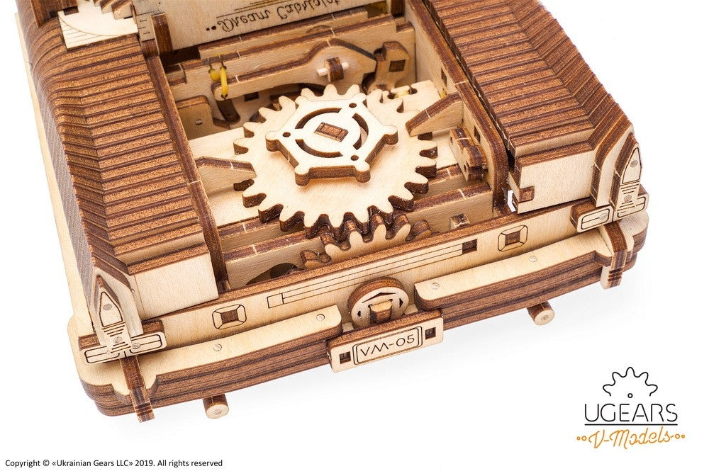 Dream Cabriolet VM-05 - uGears - Brain Spice