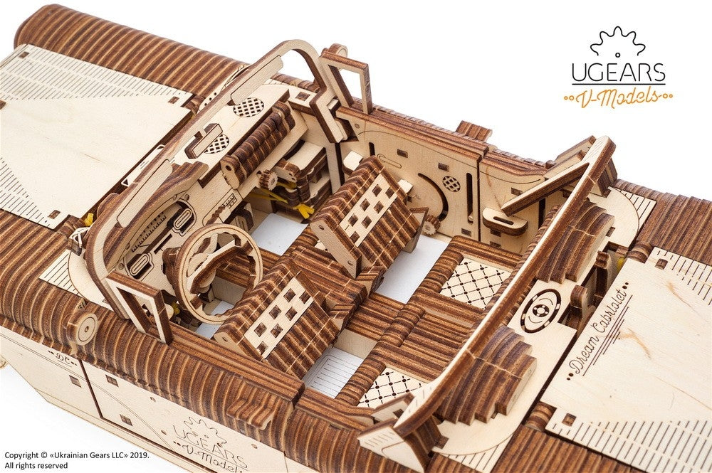 Dream Cabriolet VM-05 - uGears - Brain Spice