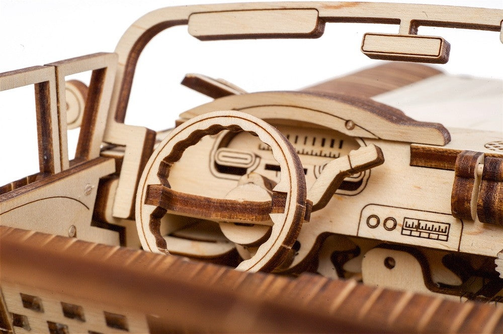 Dream Cabriolet VM-05 - uGears - Brain Spice