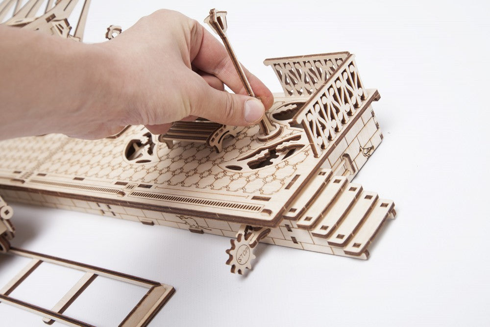 Railway Platform - uGears